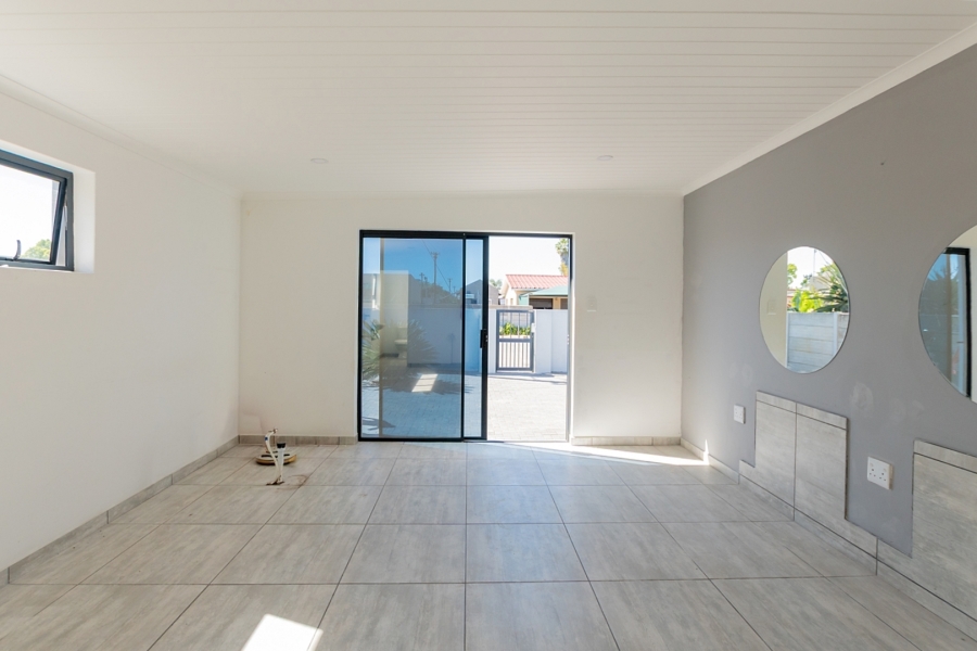 4 Bedroom Property for Sale in Laaiplek Western Cape
